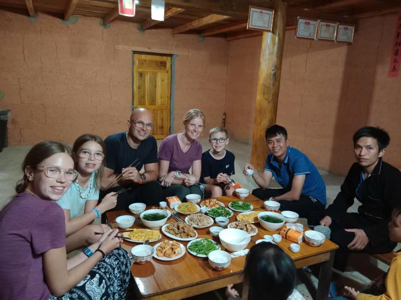 Hoang Nam Homestay Quan Ba Eksteriør billede
